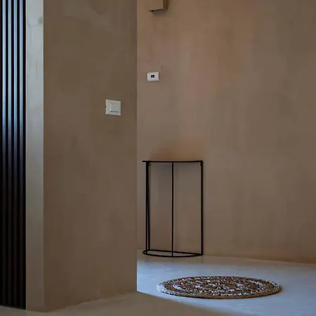 Est Villa *